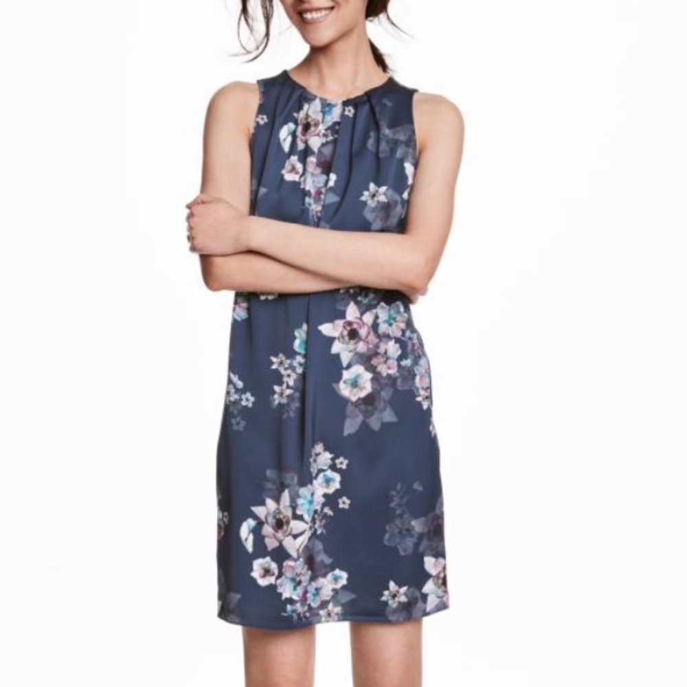 NWT H&M Navy Blue Purple Floral Short Dress